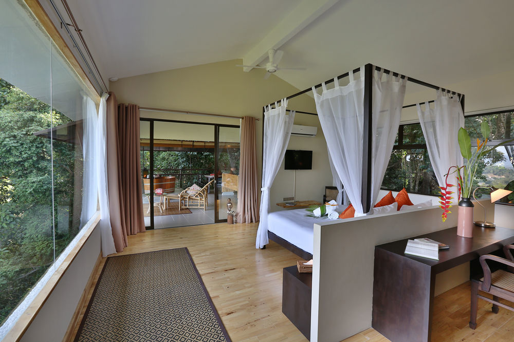 Ambong Rainforest Retreat Pantai Tengah  Экстерьер фото