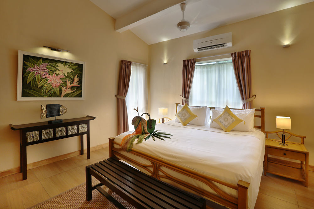 Ambong Rainforest Retreat Pantai Tengah  Экстерьер фото