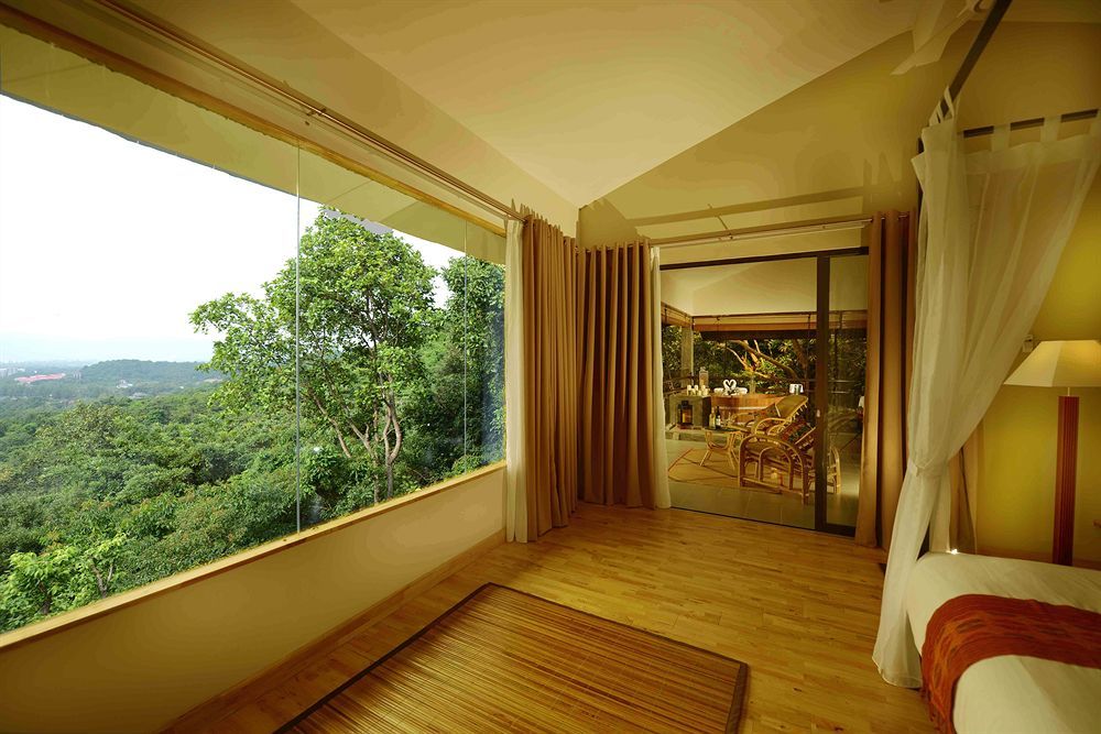Ambong Rainforest Retreat Pantai Tengah  Экстерьер фото